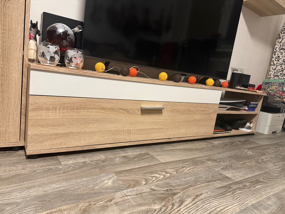 Obývací stěna - 3