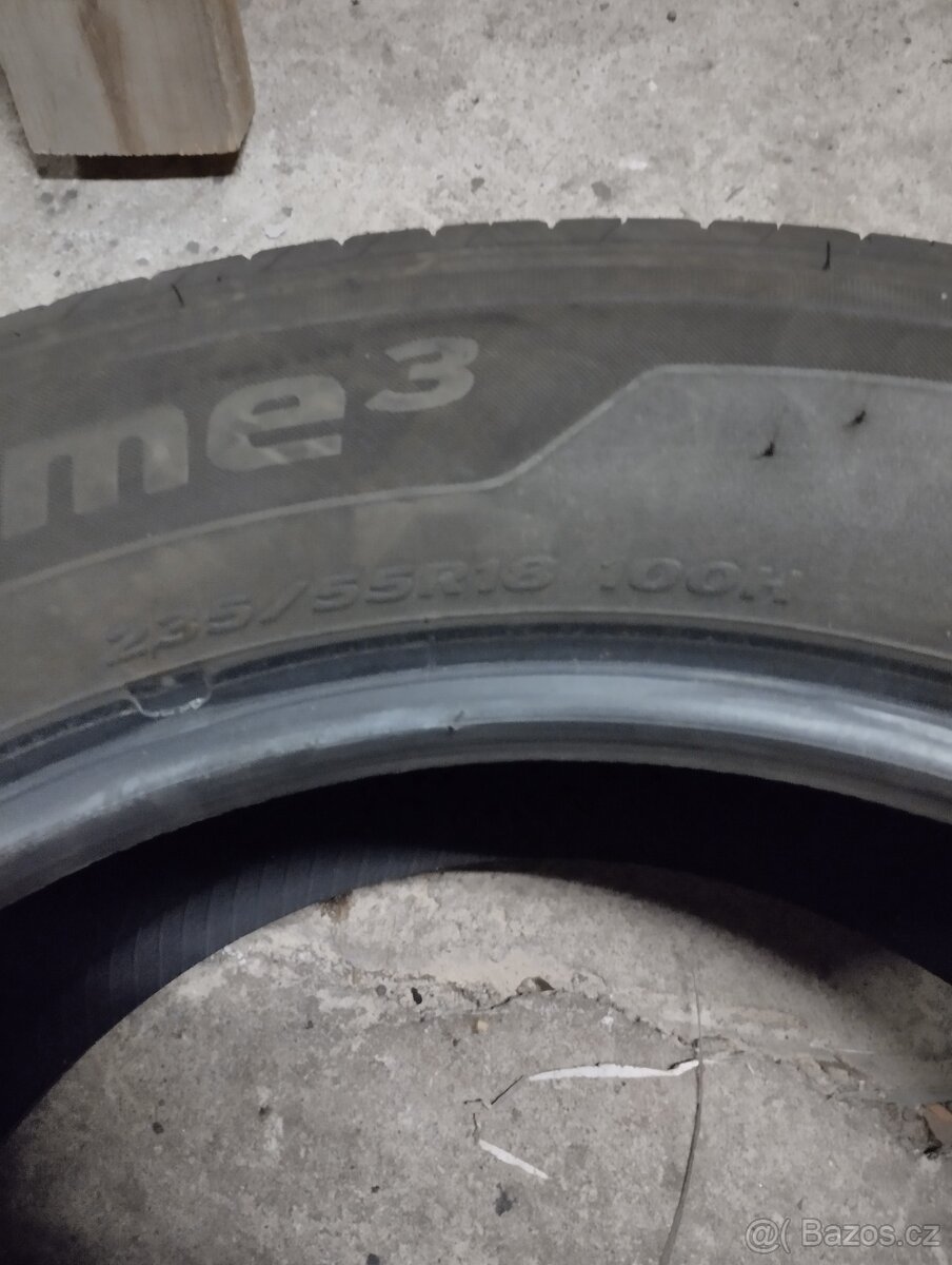 Hankook 235/55 R18 DOT 0525 - 3