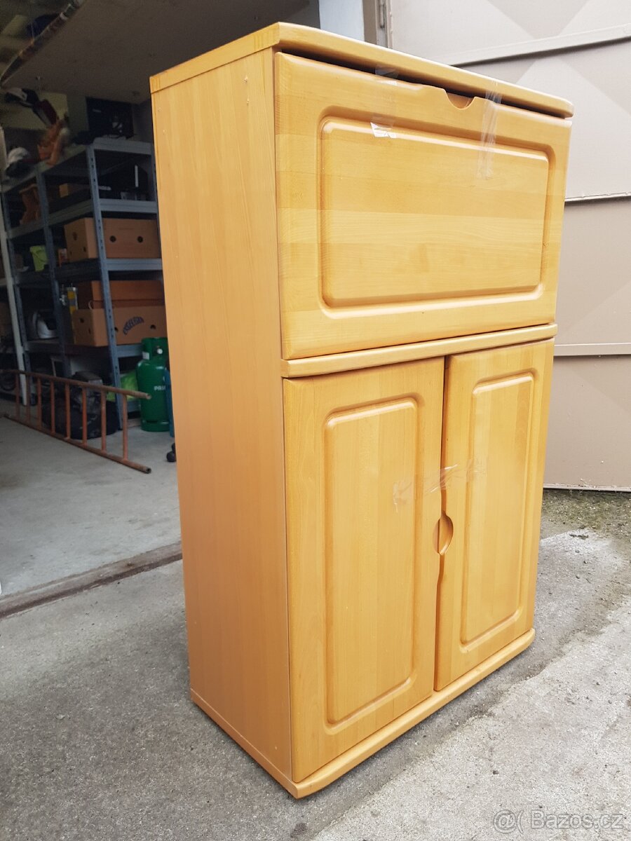 Komoda - 3
