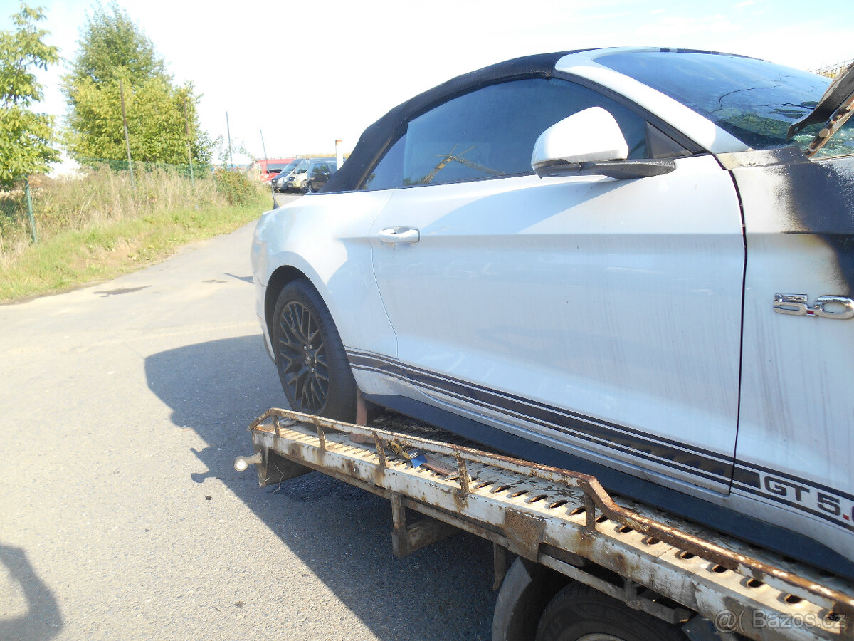 Ford MUSTANG r.v.2019 -díly - 3
