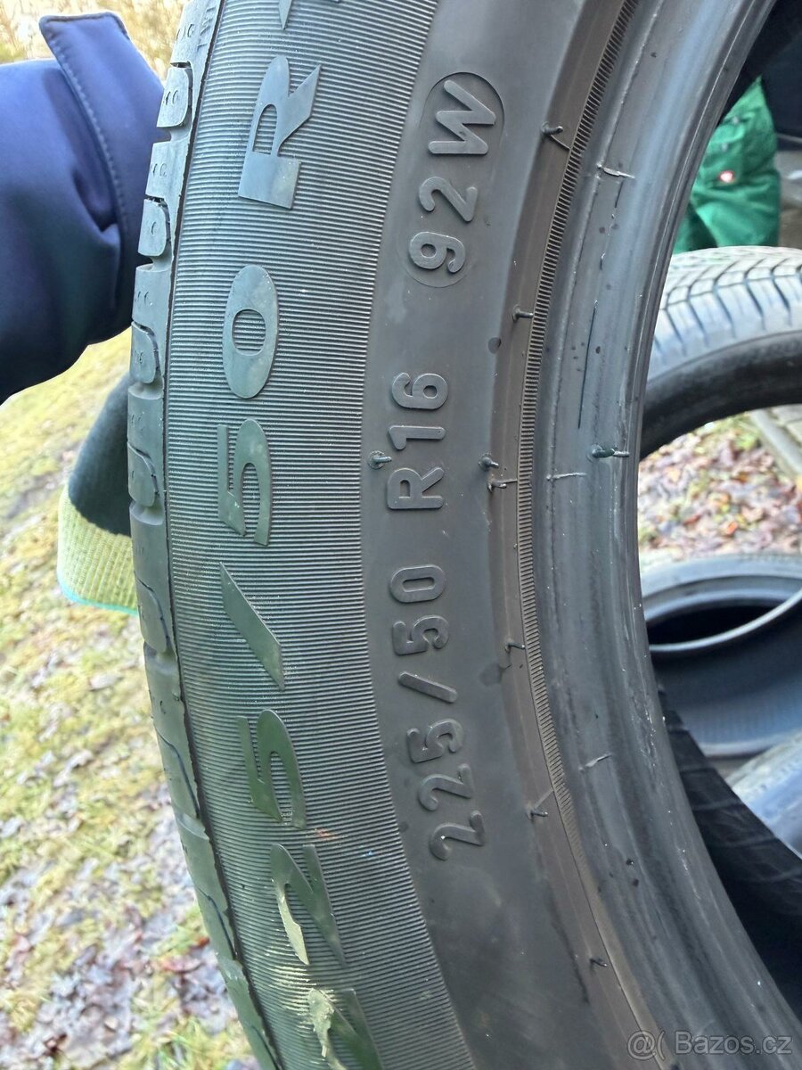 225 50 R16 Pirelli - 3