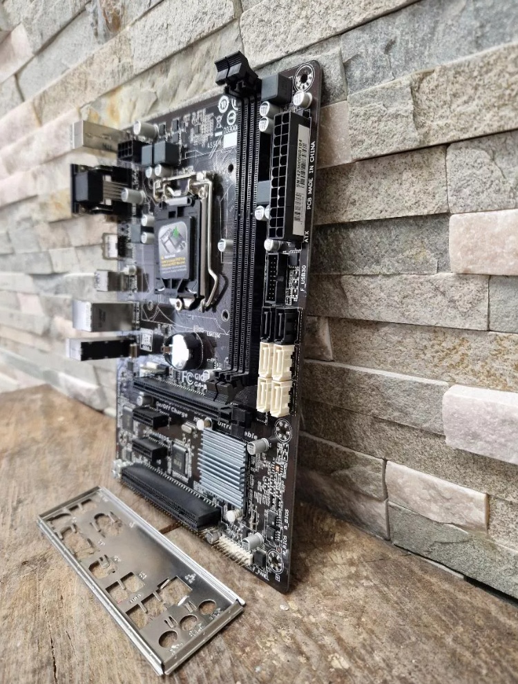 GIGABYTE GA-B85M-HD3, Rev 3.0 - Intel B85, socket 1150 - 3