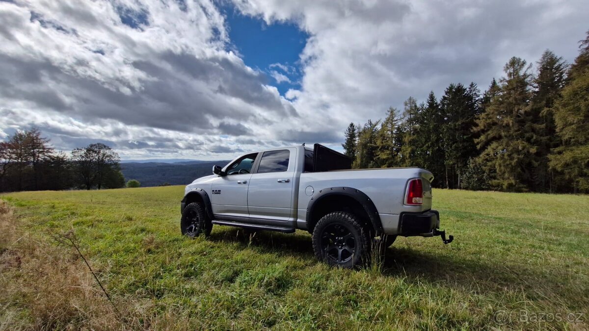 Dodge RAM 1500 | LARAMIE | 5.7 | LPG | 4x4 - 3