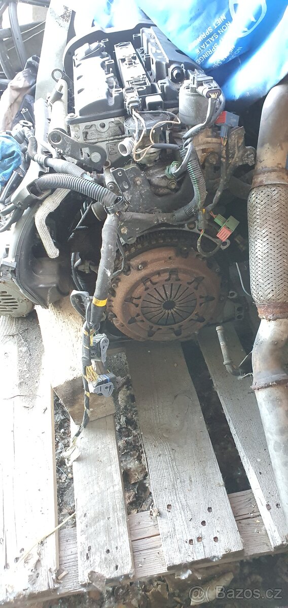 motor C8 2.0í - 3