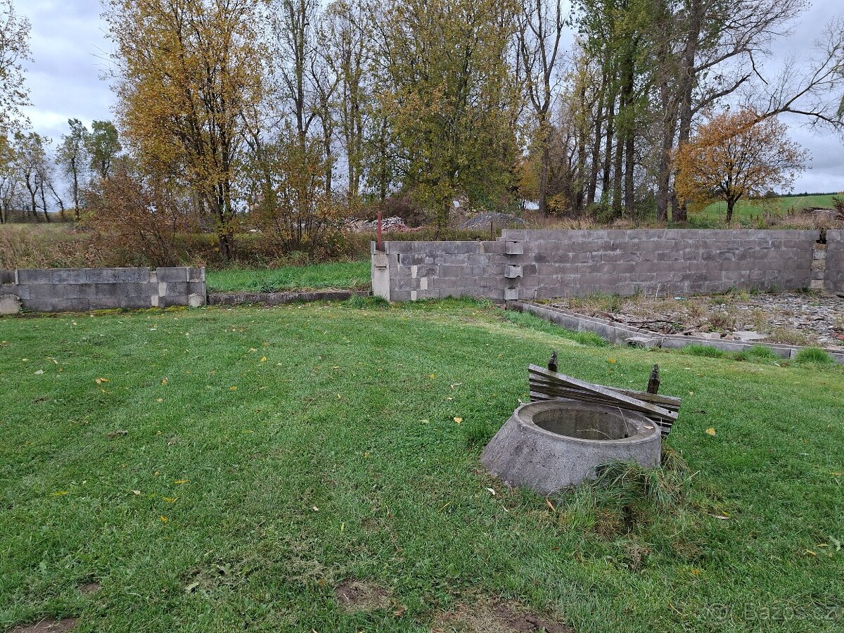 Stavební pozemek 802 m² - 3
