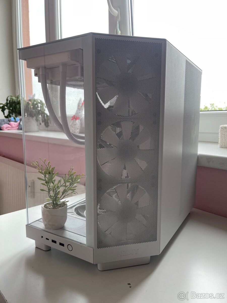 🔥 PRODEJ CUSTOM WHITE GAMING PC SETUP - 3