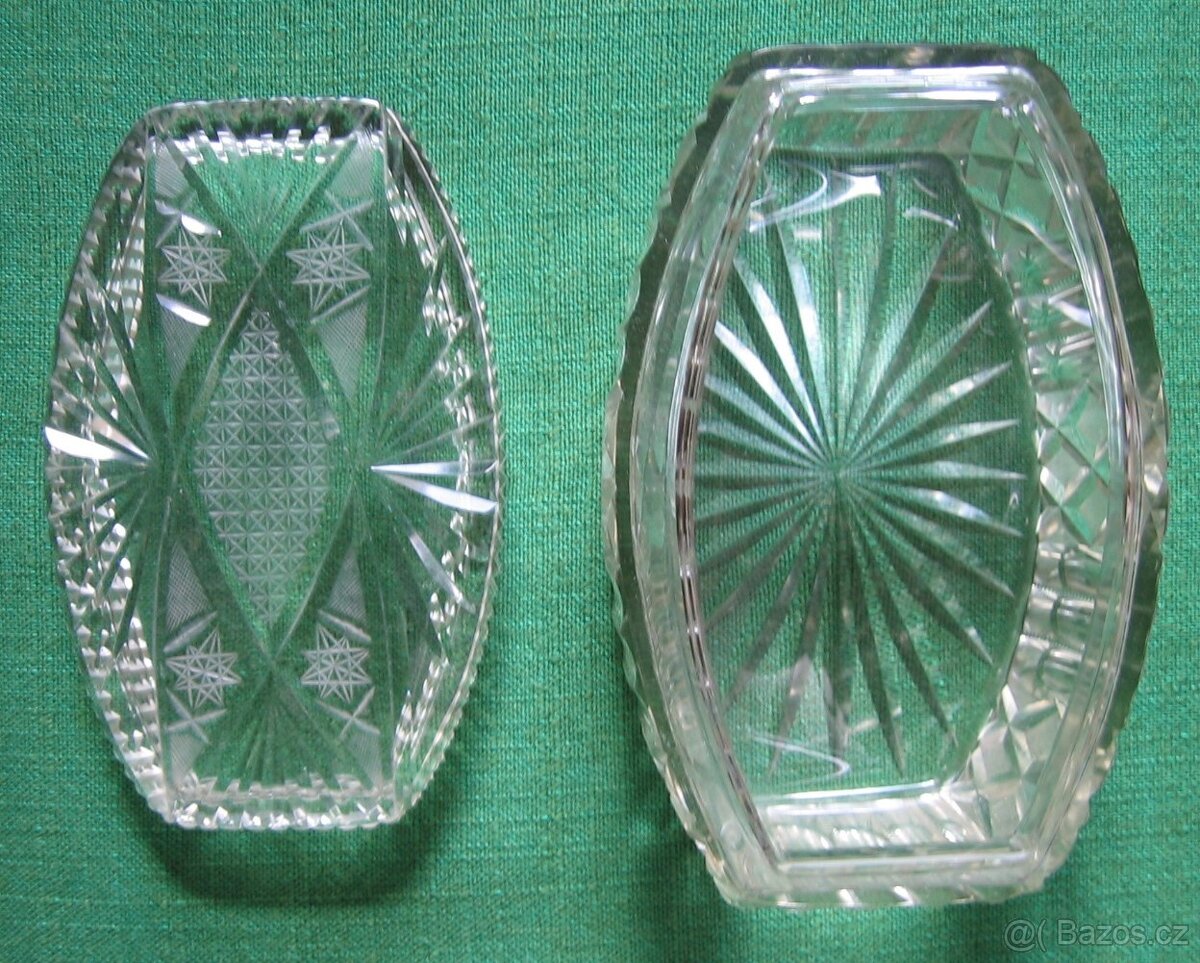 Dóza skleněná - 3