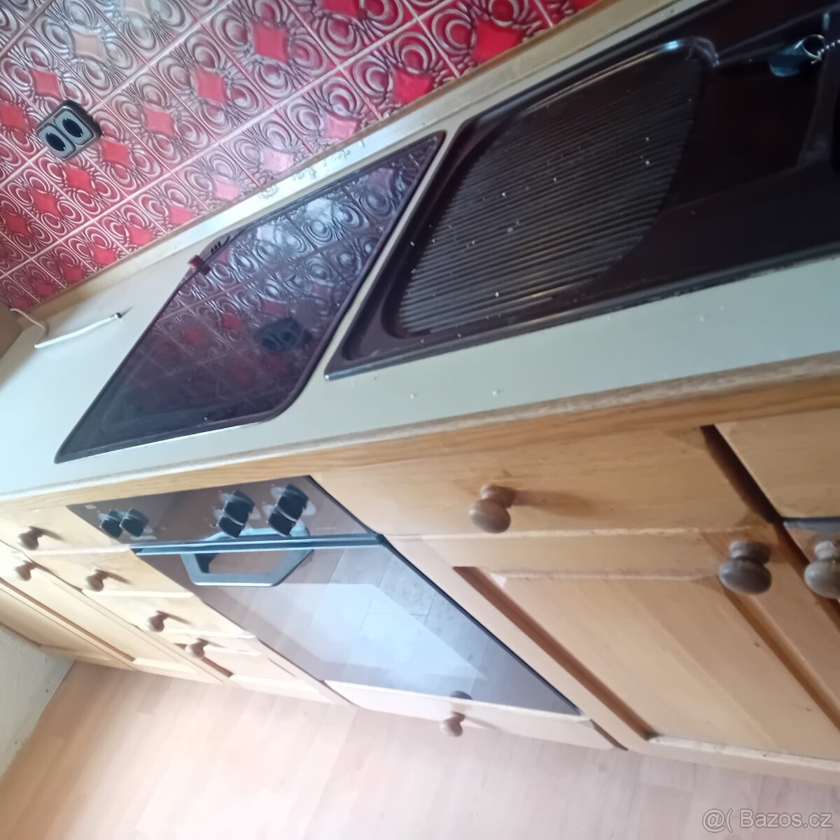 Použitá KUCHYNEPROTEBE - 3