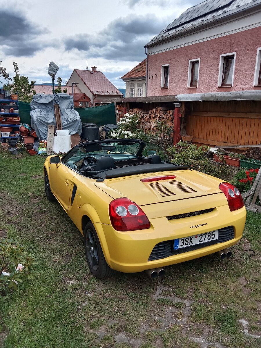 Kabrio Toyota mr2 - 3