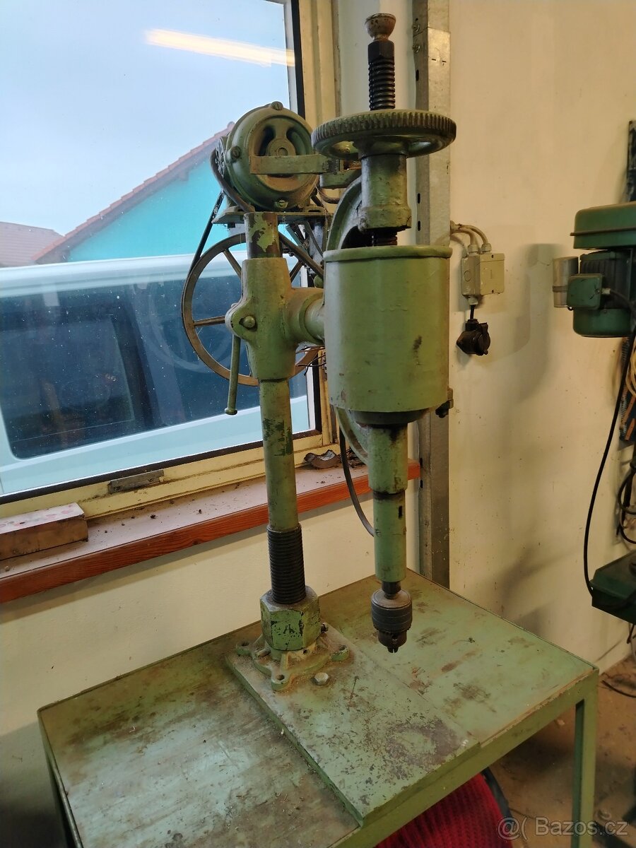 Stolní sloupová vrtačka - 3