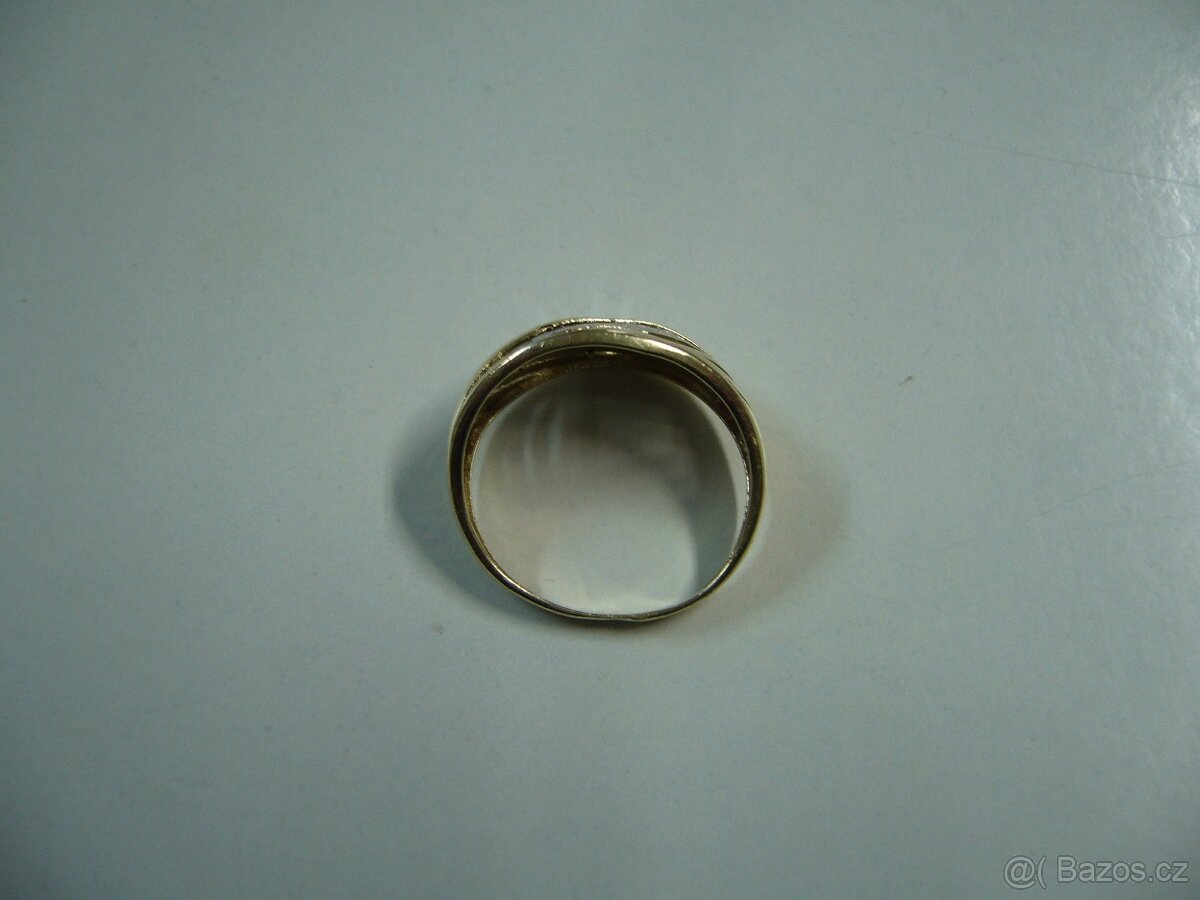 ZLATÝ PRSTÝNEK - 3
