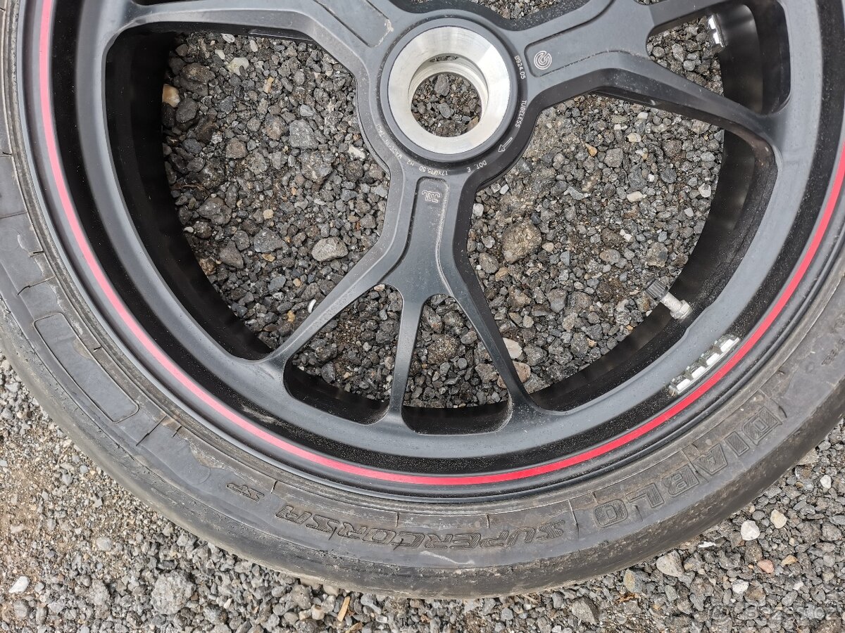 Ducati Hypermotard 939SP Soubor dílů - 3