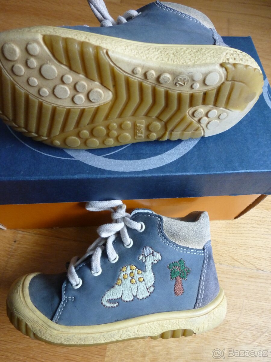 Prodám kožené boty vel. 23 - 3