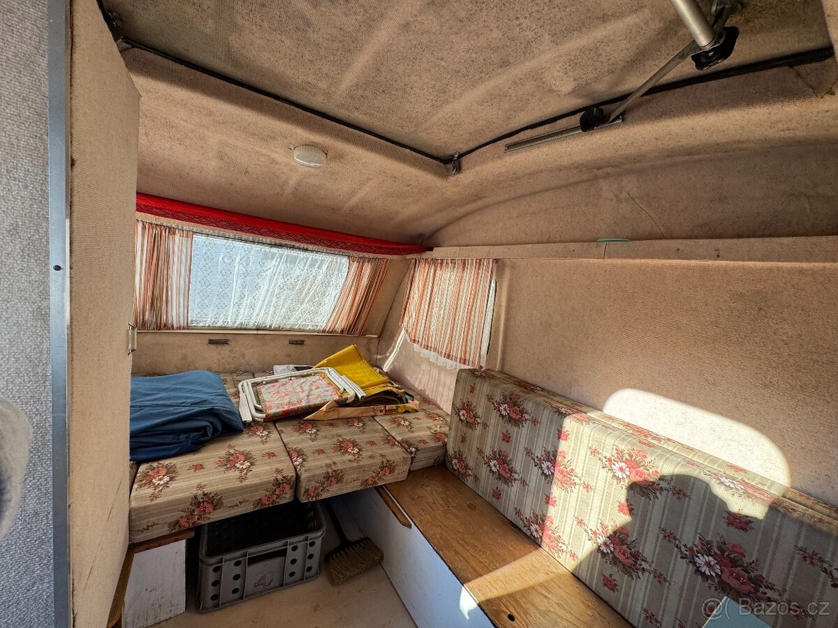 Karavan - N126 (Polák) - Niewiadow - Obytný přívěs - 3