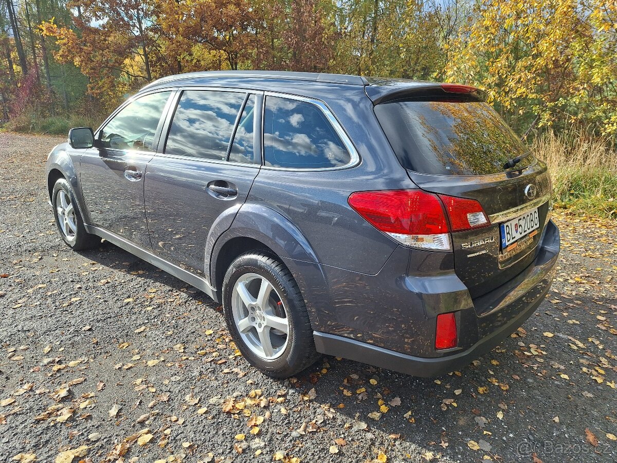 Subaru Outback 3.6R 4x4 Automat – 2011, 1. majitel - 3