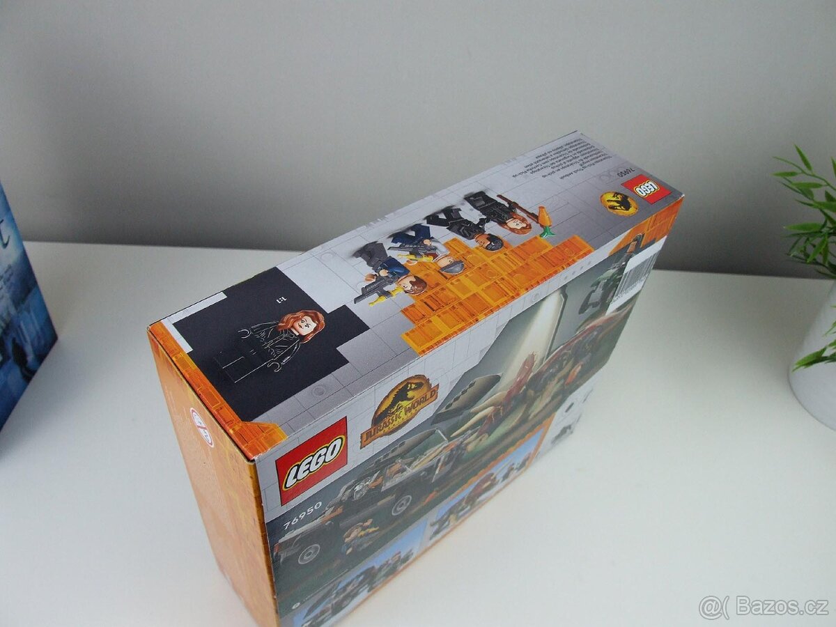 LEGO Jurassic World 76950 Triceratops - 3