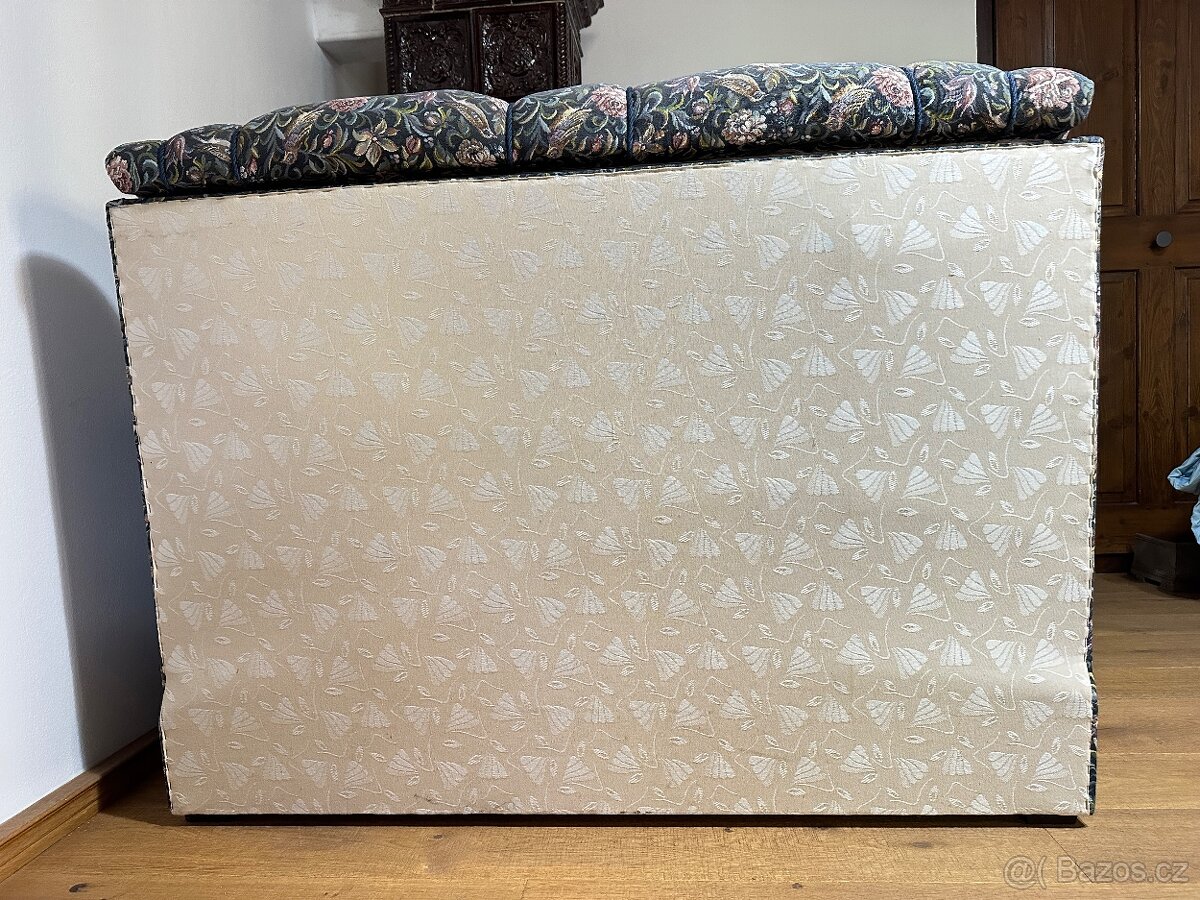 Starožitné sofa, rozkládací, nový potah. - 3