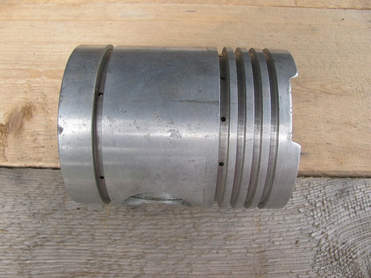 Zetor 15 // píst - 3