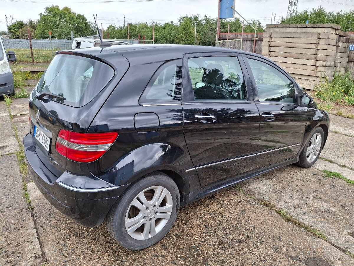 Mercedes-benz B200,100 kw w245 - 3