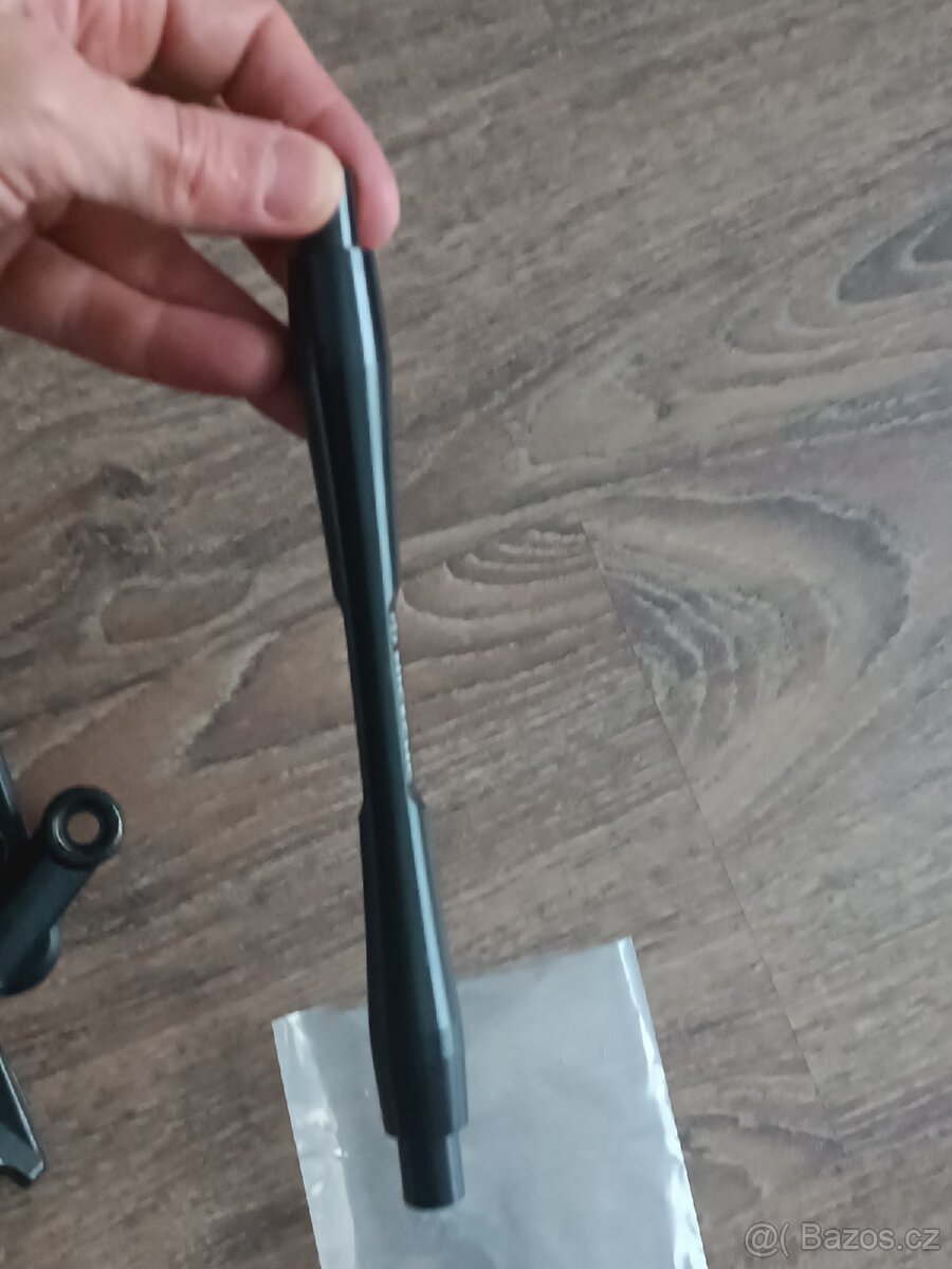 Držiak stupaciek + výstuha pre Surron Light Bee X - 3