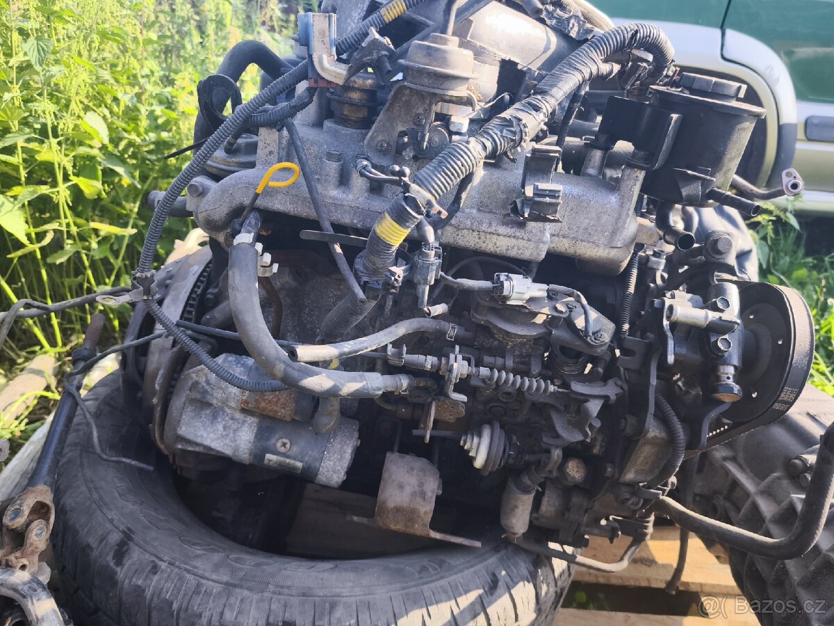 Motor nissan D22, 76kw, převodovka, rozvodovka, atd. - 3