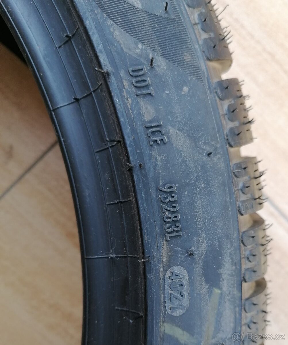 245/40 R19 98V Pirelli P ZERO WINTER - 3