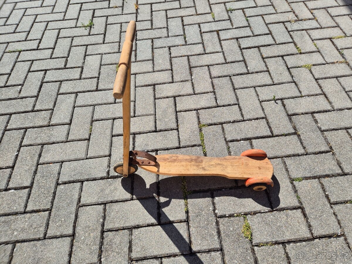 Retro koloběžka - 3