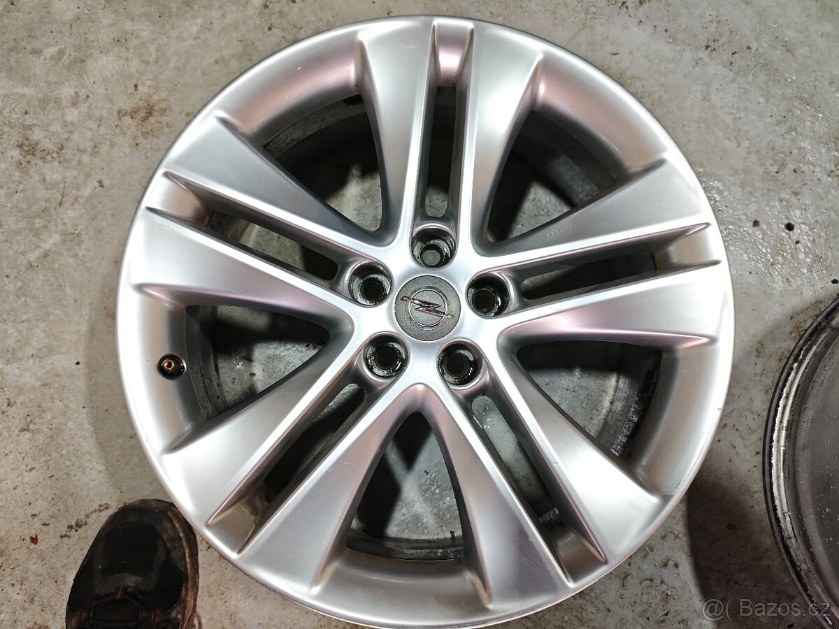 ALU kola Opel Astra J - 3