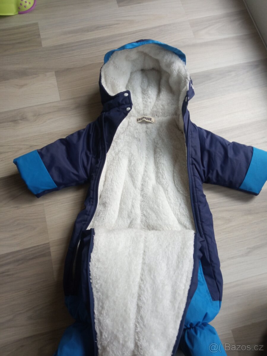 Zimní kombinéza s rukavicemi - 3