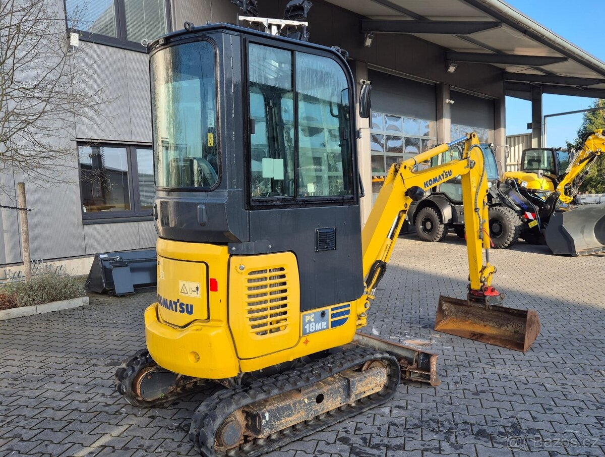 Komatsu PC18R-3 - 3