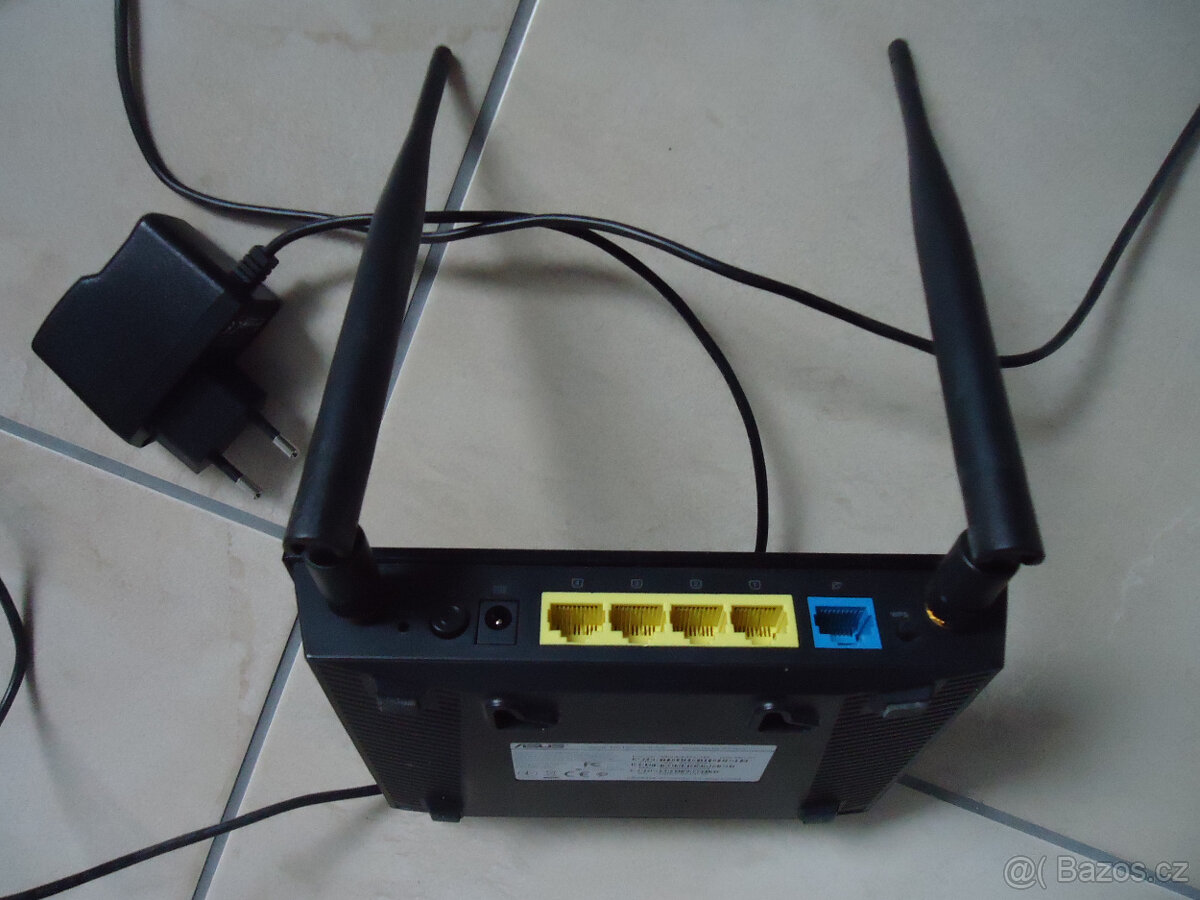 Asus WiFi router - 3