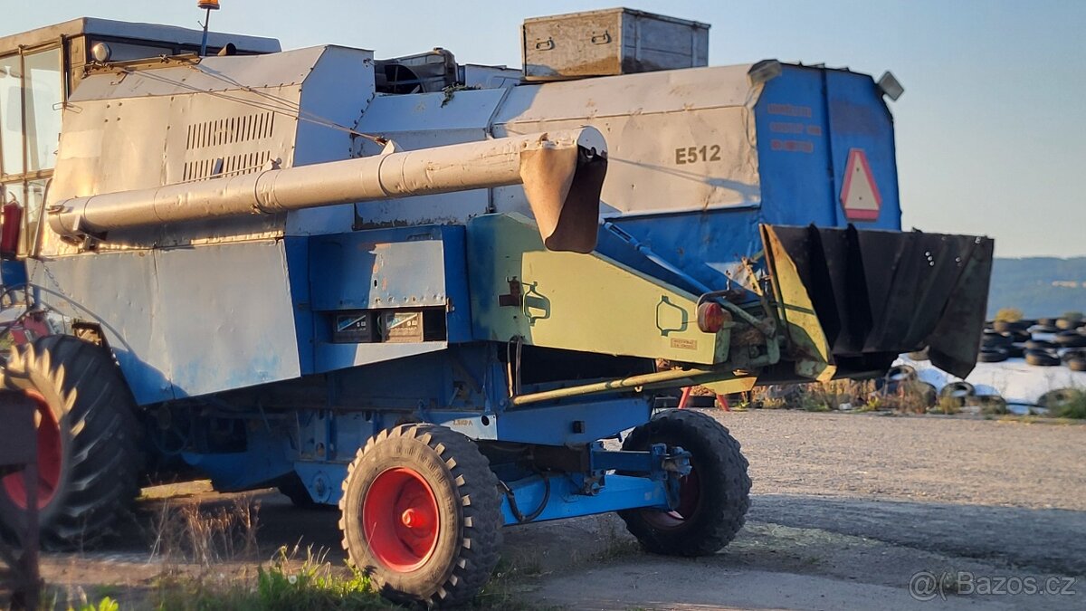 Kombajn E512 - 3