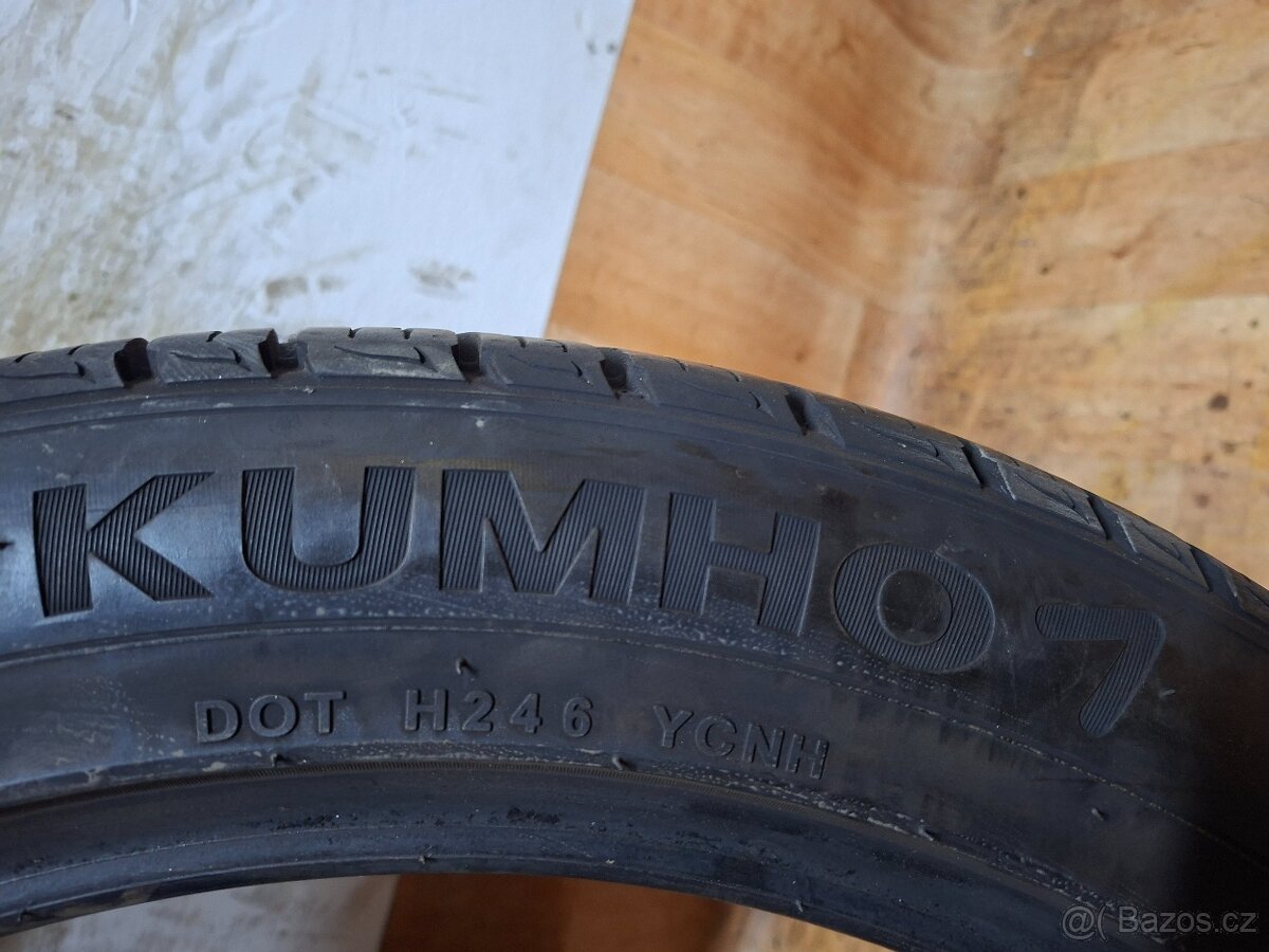 Letní pneu 255/45/20 Kumho, 8 mm - 3