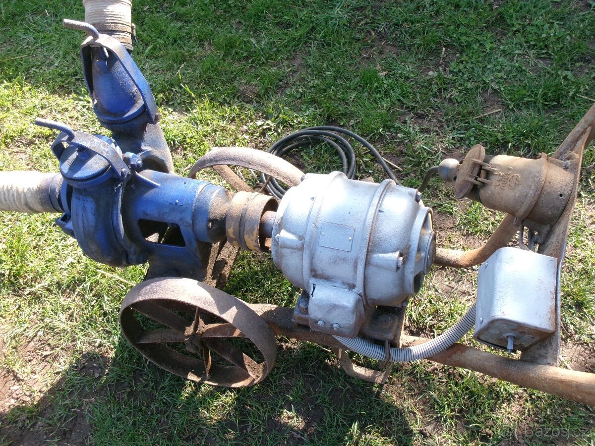 prodám staré-historické hospodářské kalové čerpadlo. Originá - 3