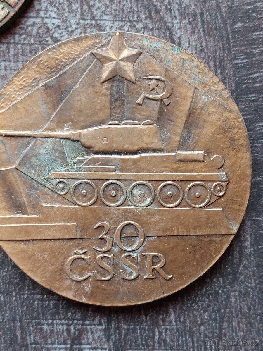 Vyznamenání a medaile. - 3