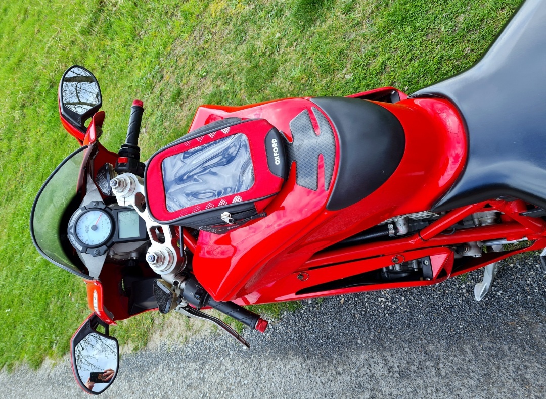 Zvažuji prodej Ducati 749 - 3