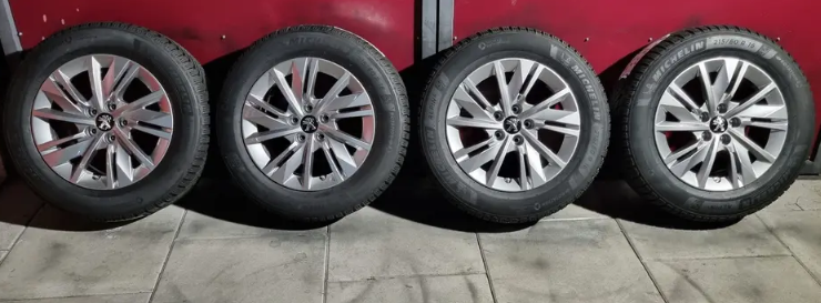 16"NEJETÁ GRAFIT ZIMNÍ OBUTÁ ALU 5x108 PEUGEOT 508 - 3