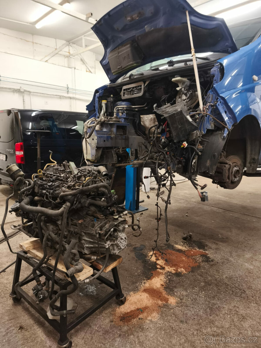 Prodám Renault Trafic 2013, nový motor po GO včetně rozvodů - 3