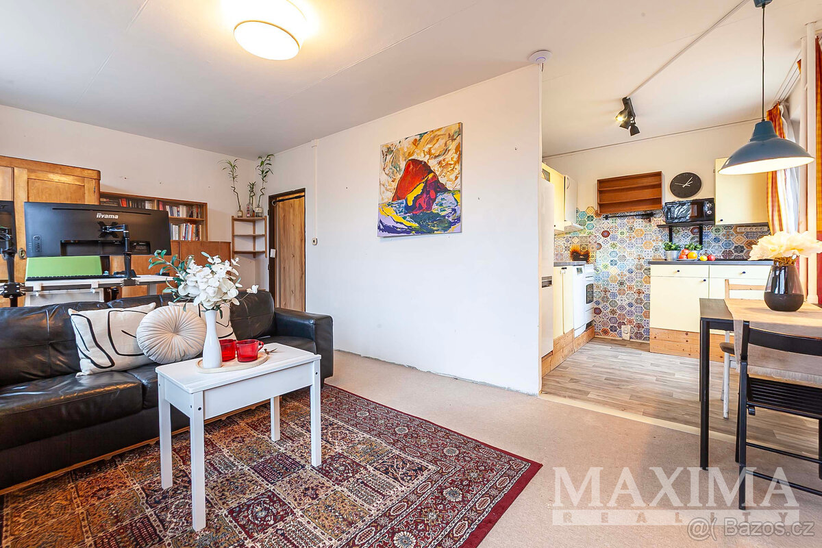 Byt 2+kk o ploše 59 m2 - Praha, Kobylisy - 3