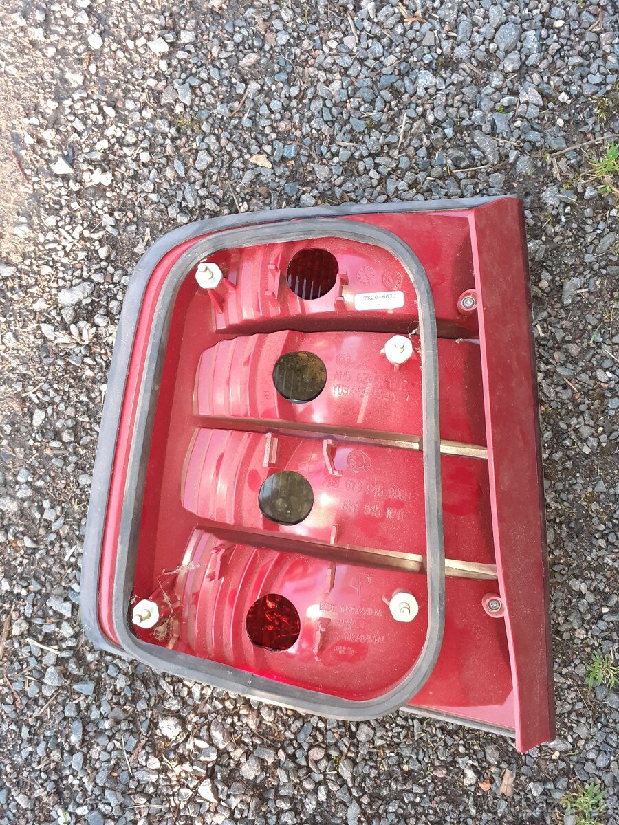 Zadní svetlo škoda fabia - 3