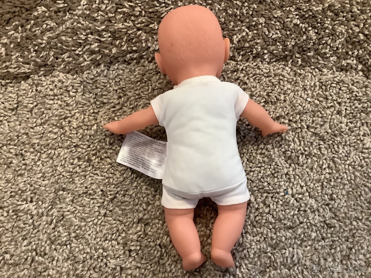 Malá pískací panenka - 3