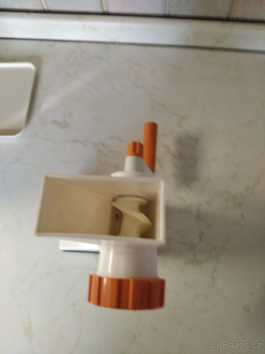 Bytelny kuchynsky valecek - 3