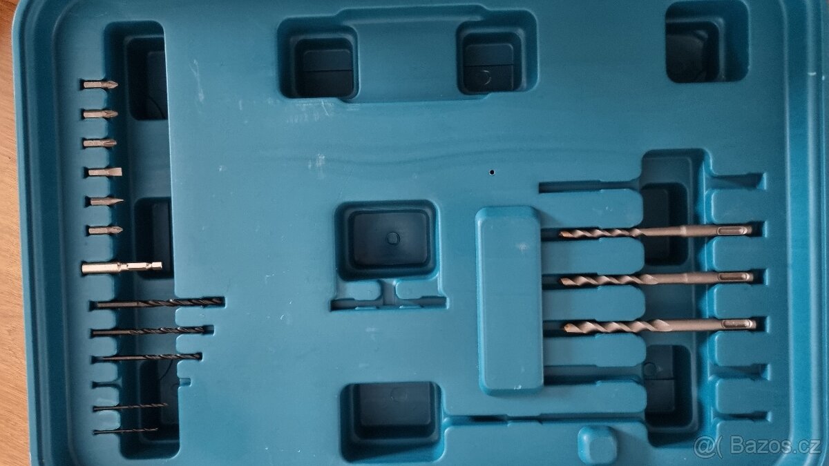 Vrtaci kladivo Hammer Professional a aku vrtacka Professiona - 3