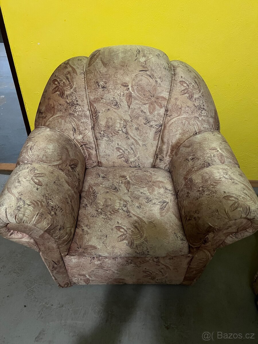 Gauč a křeslo - 3