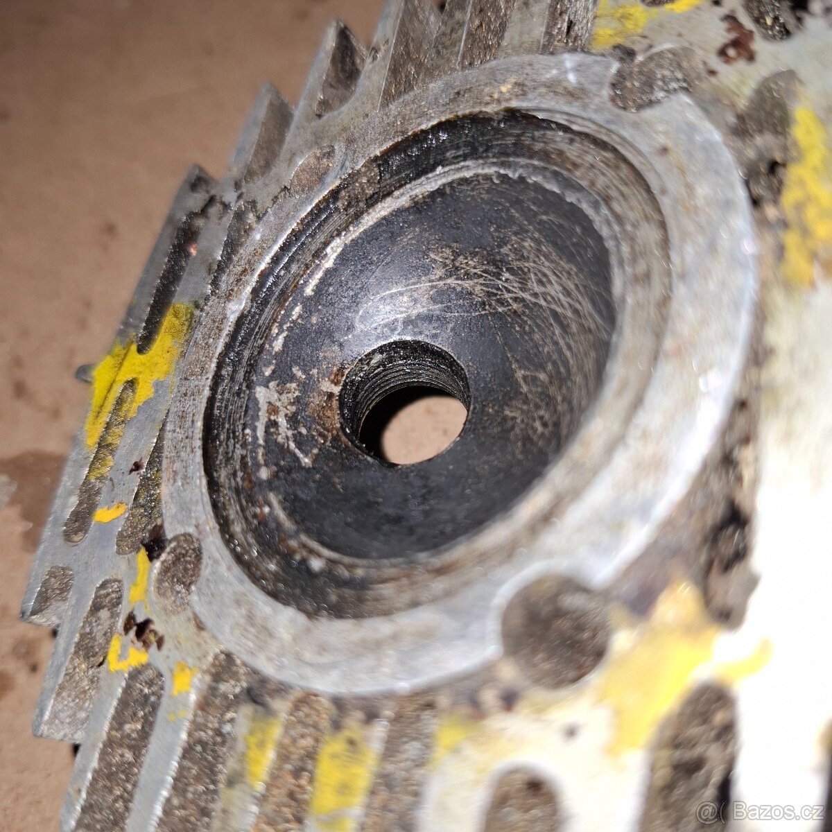 Hlava válce Jawa 550 - 3