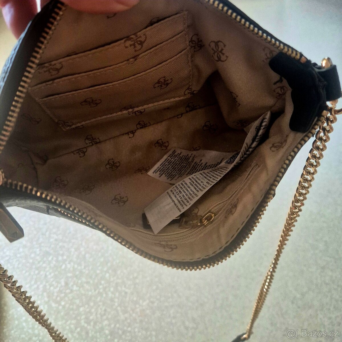 Kožená kabelka GUESS originál - 3