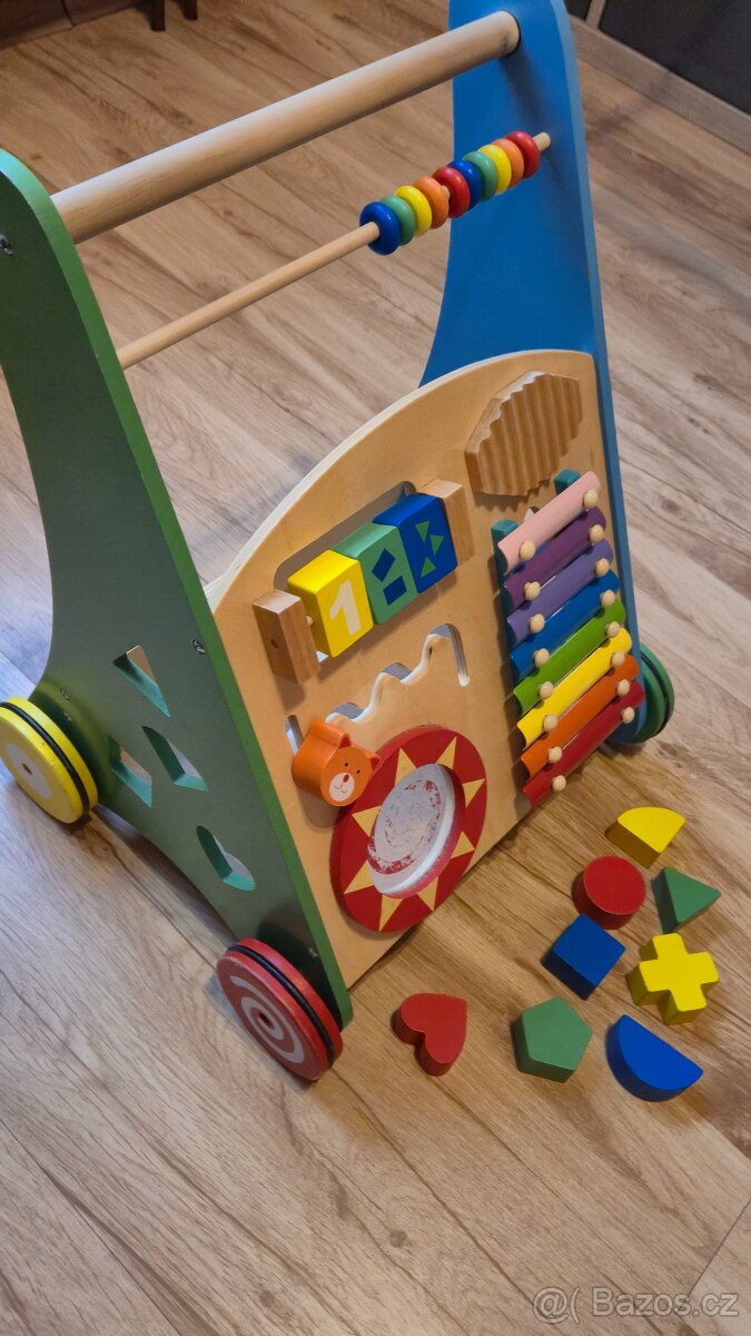 Dětské dřevěné chodítko - 3