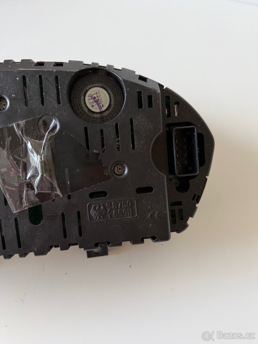 Přístrojová deska (budíky) Škoda Fabia I - 3