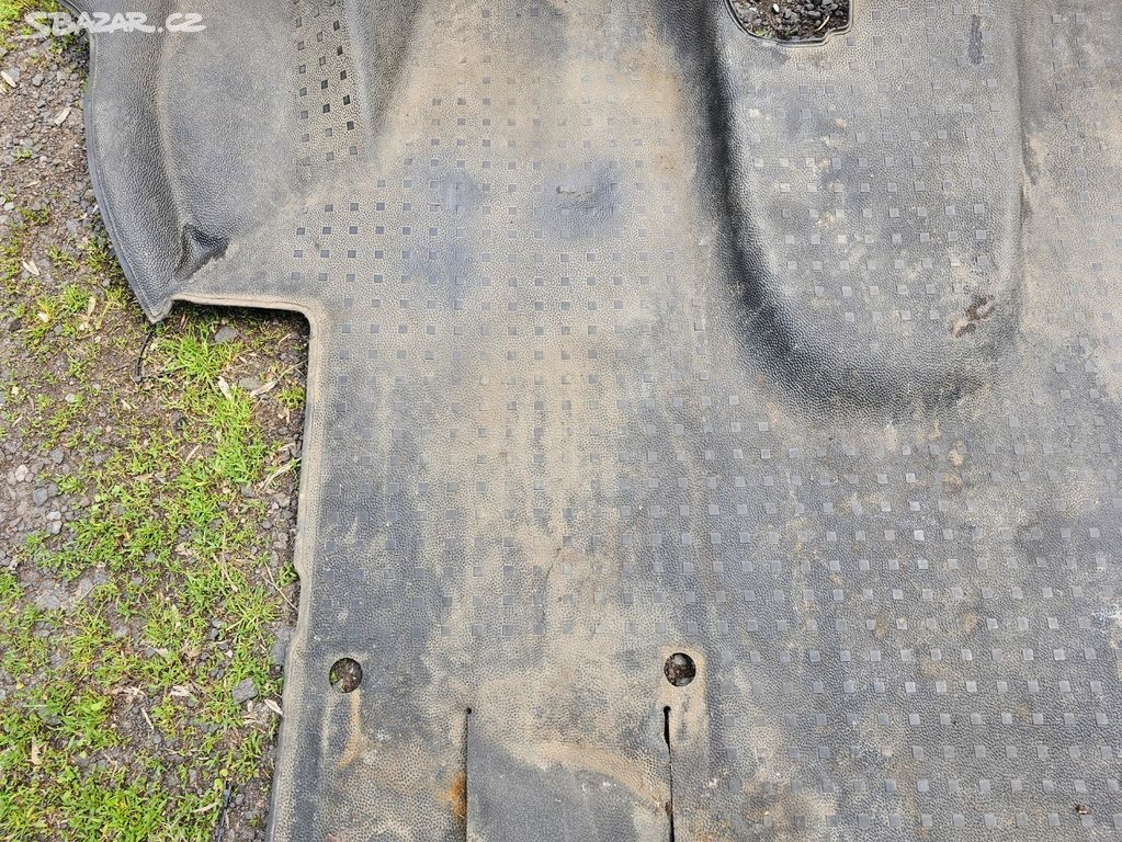 Gumová podlaha VW T5 T5.1 - 3