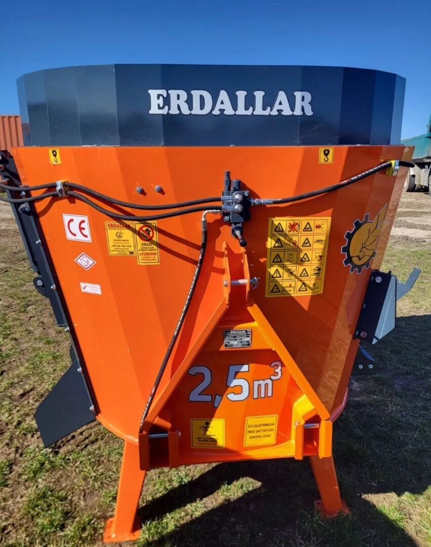 Rozdružovač balíku na traktor 2,5m3 - 3